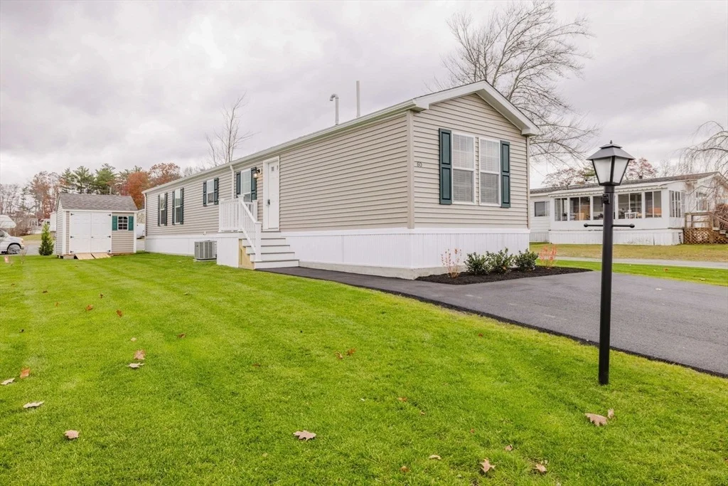 Photo of 80 Bally Dr