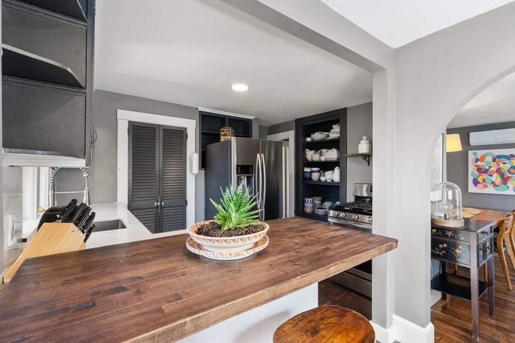 Photo of 12 Wareland Rd