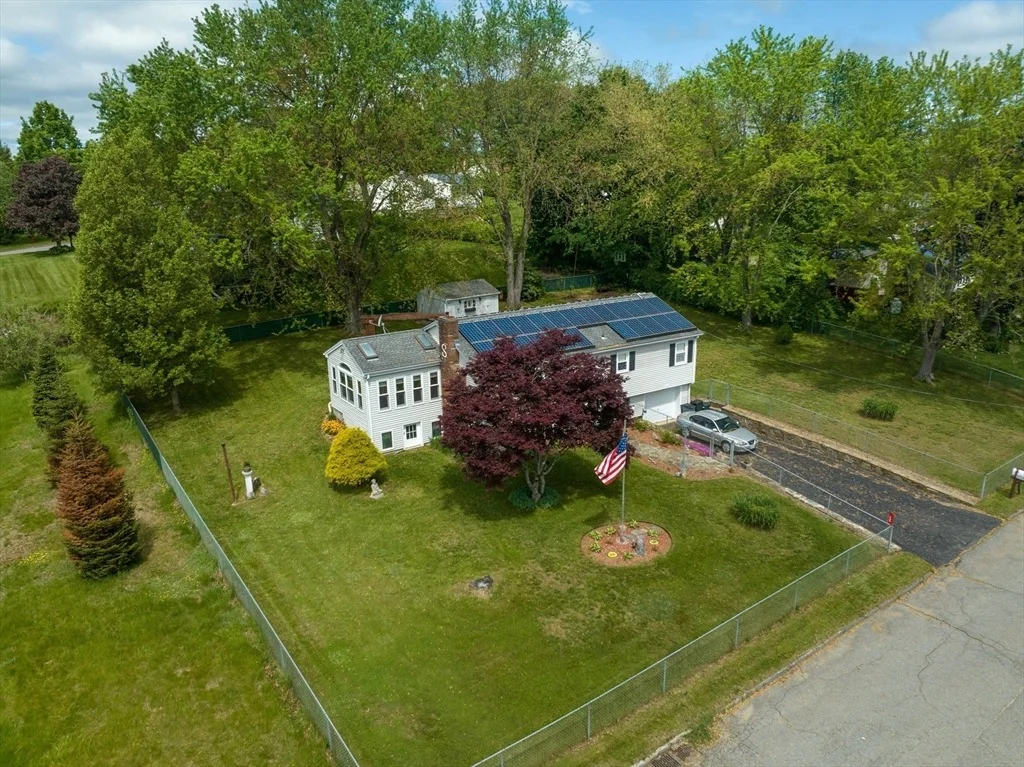 Photo of 12 Old Farm Rd