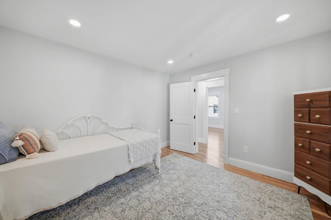 Photo of 22 Houston Pl
