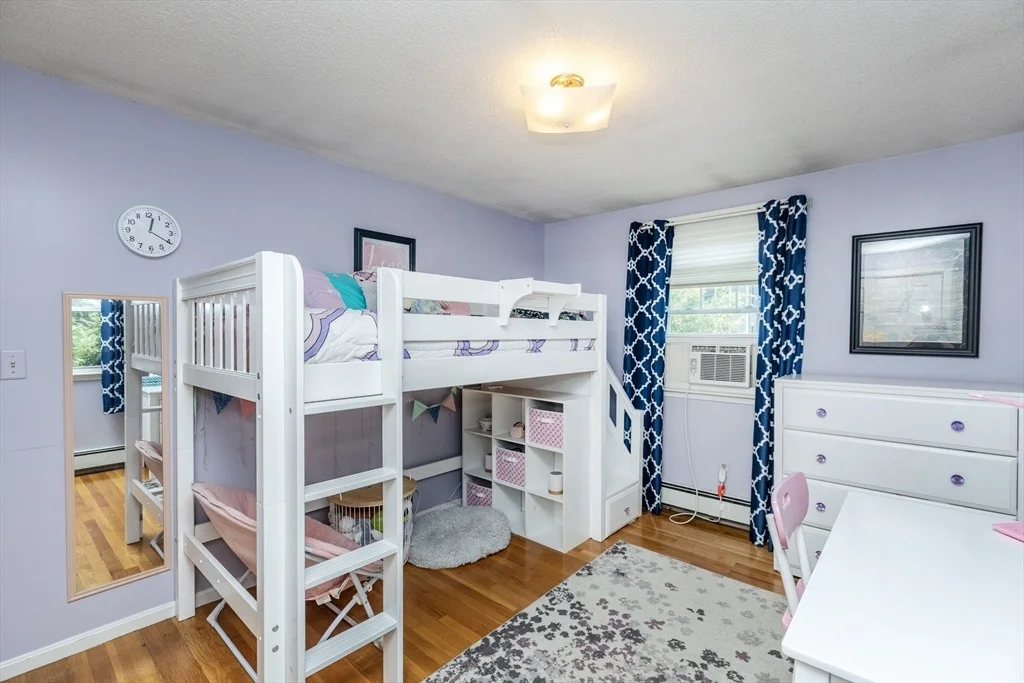 Photo of 27 Hayes Ave