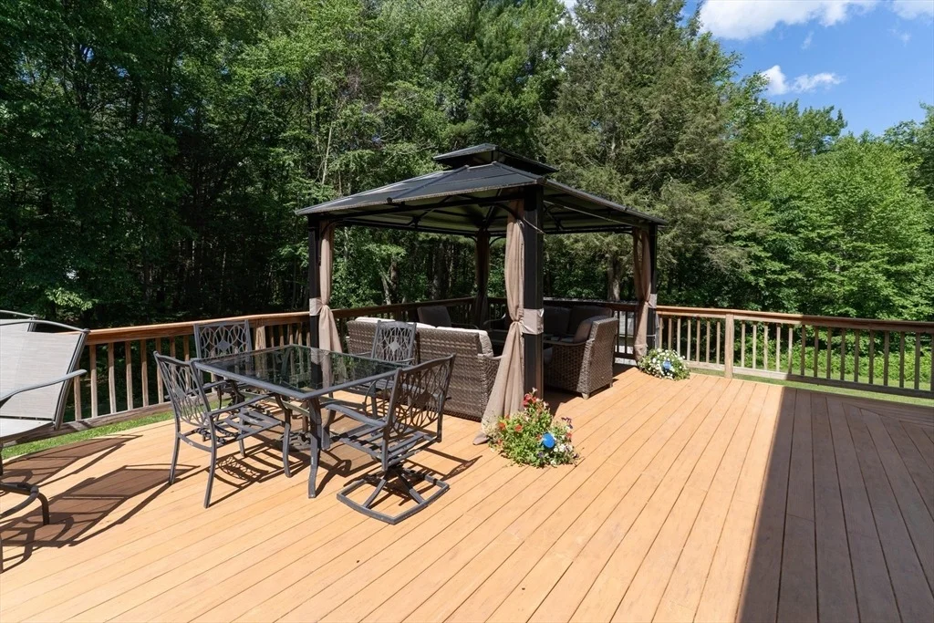 Photo of 1 Barefoot Ln
