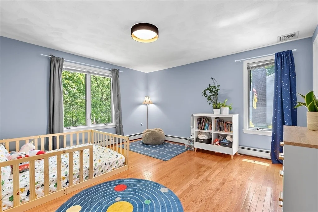 Photo of 25 Dexter Rd
