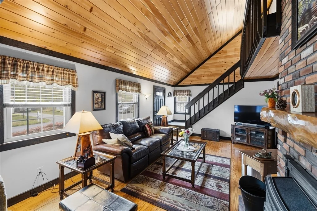 Photo of 9 Joseph St