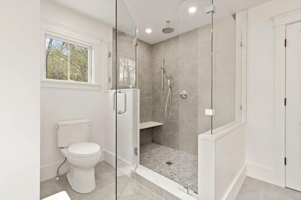 Photo of 16R Eldor Drive