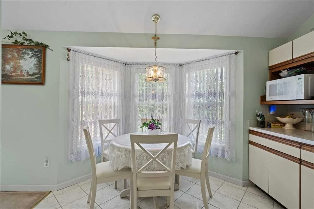 Photo of 6 Moreland Green Dr