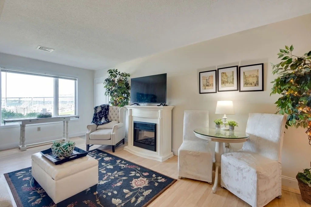 Photo of Unit 3303 at 700 Shore Drive