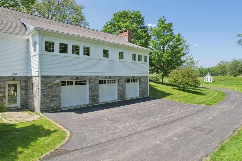 Photo of 26 Madigan Ln