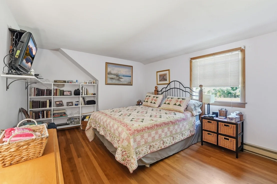 Photo of 137 Parker Rd