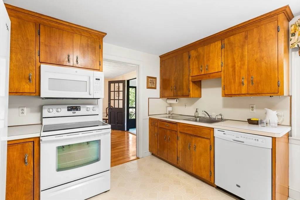 Photo of 24 Meadow Brook Lane