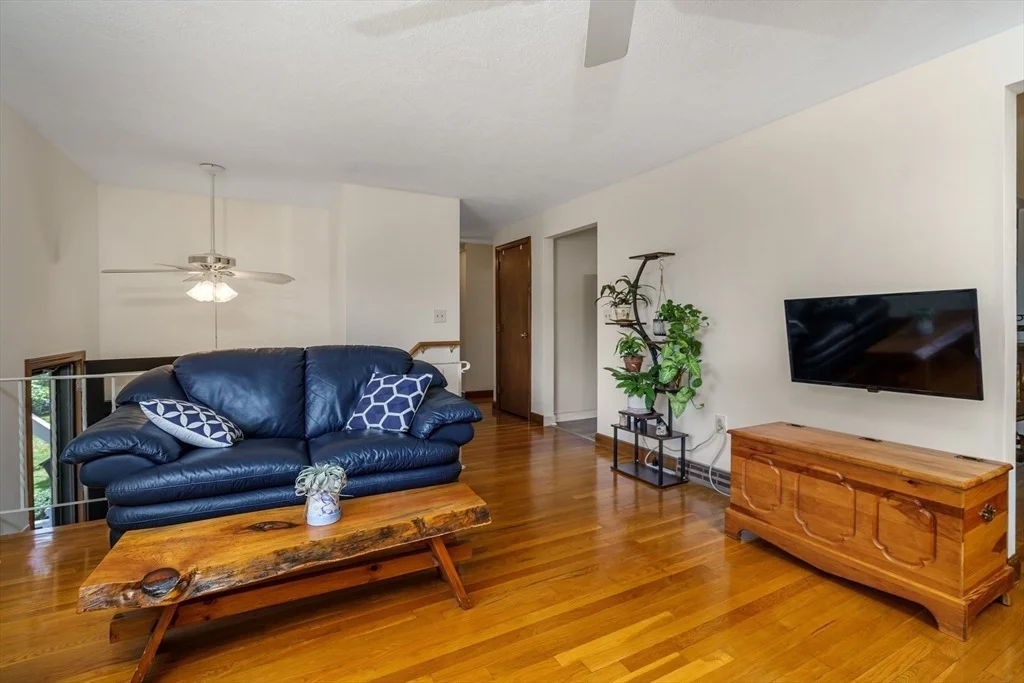 Photo of 18 Ruthellen Road