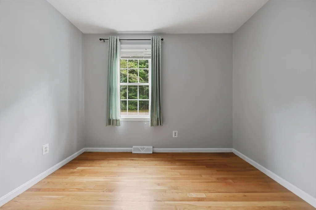 Photo of 6 Fox Hill Road