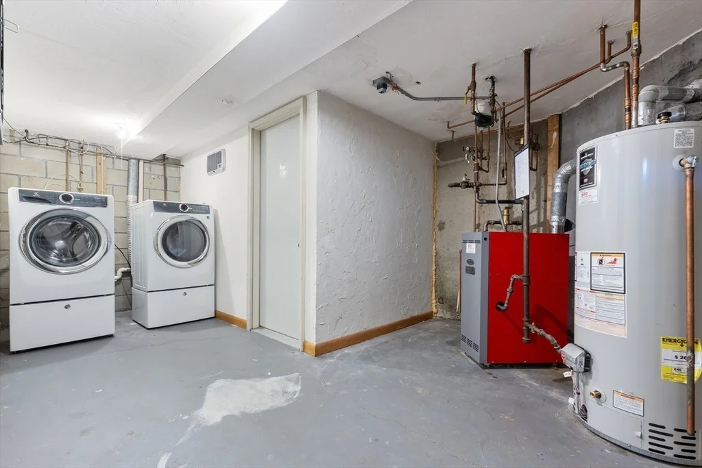 Photo of Unit 5D at 84 Walpole St
