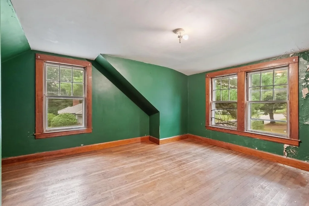 Photo of 80 Stevens St