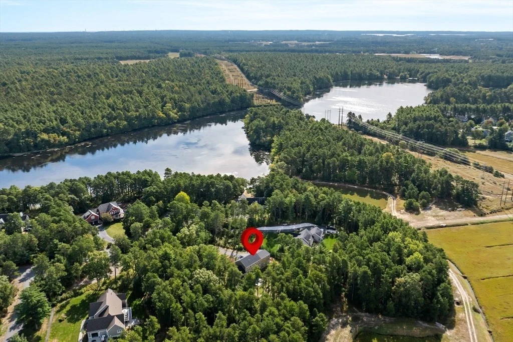 Photo of 17 Pond Edge Trl