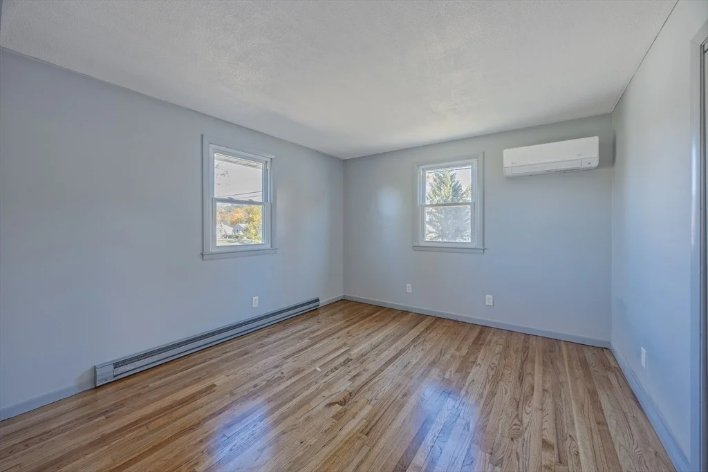 Photo of 8 Ridgeview Drive