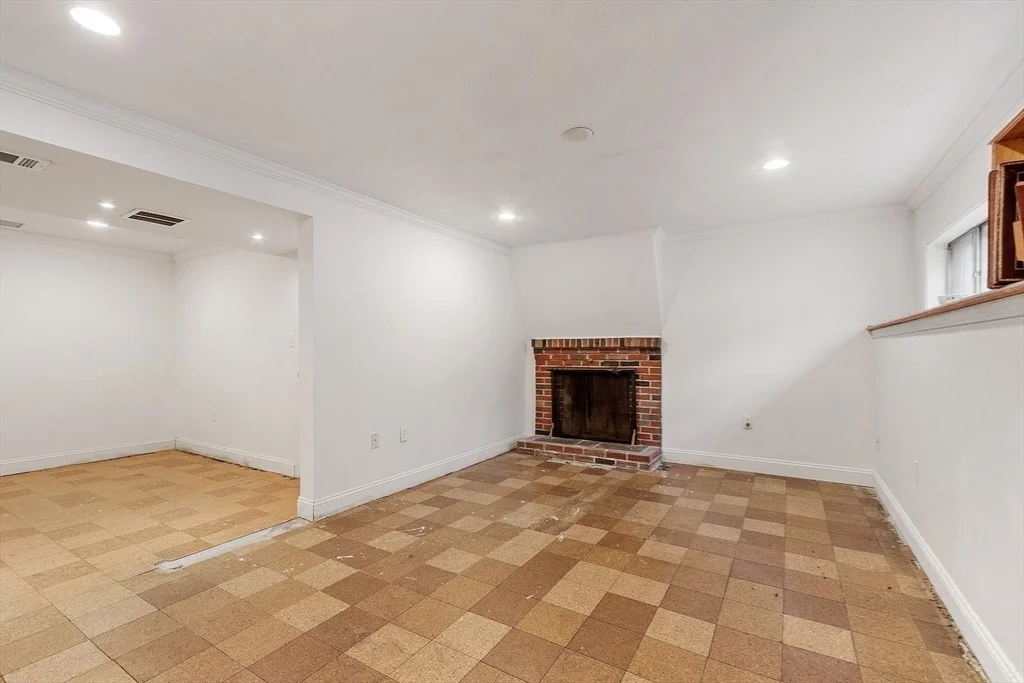 Photo of 12 Debra Ln