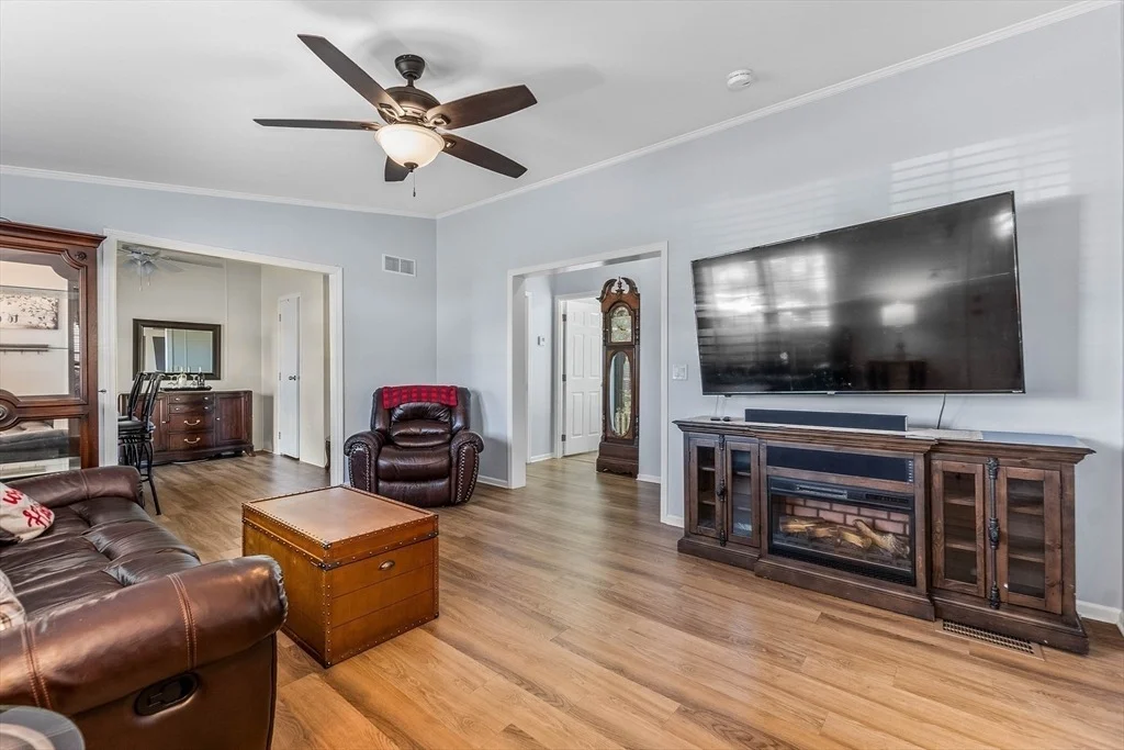 Photo of 54 Georges Loop