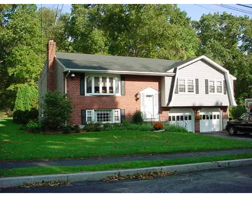 Photo of 33 Hickory Hill Lane