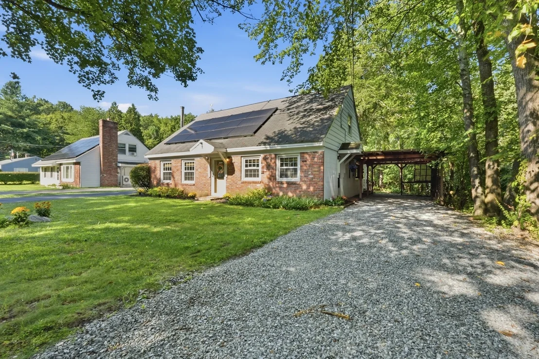 Photo of 137 Parker Rd