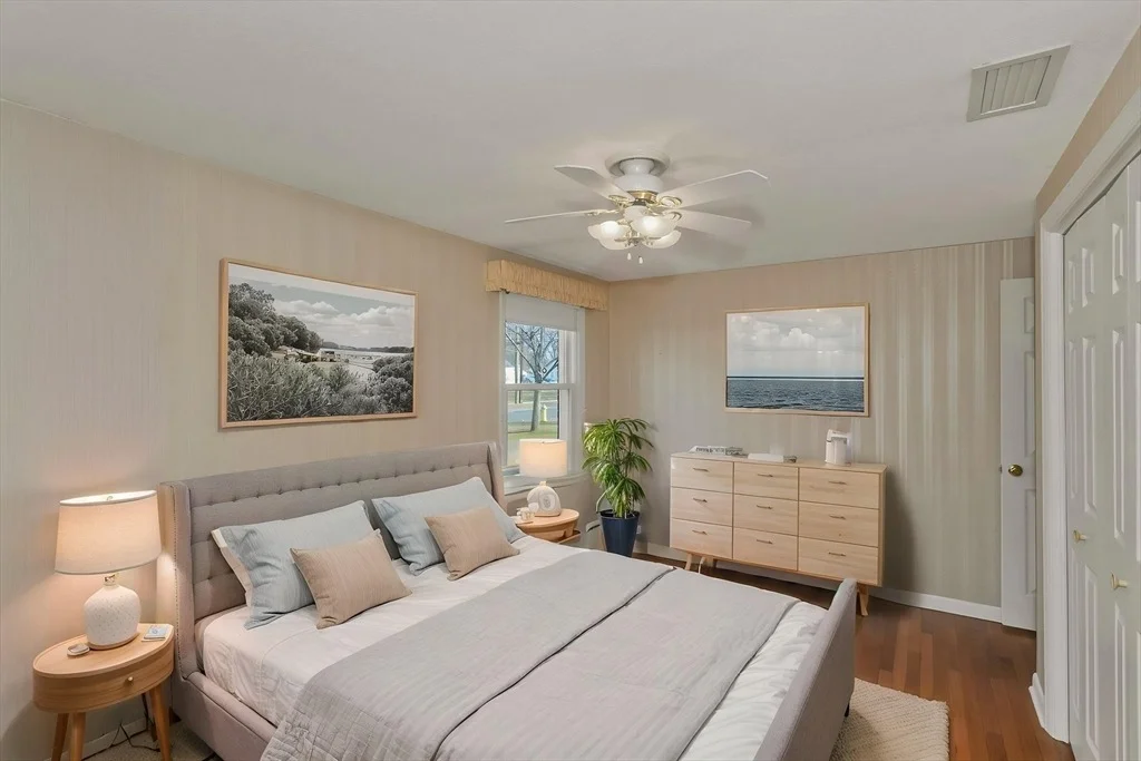 Photo of 309 Island Pond Rd