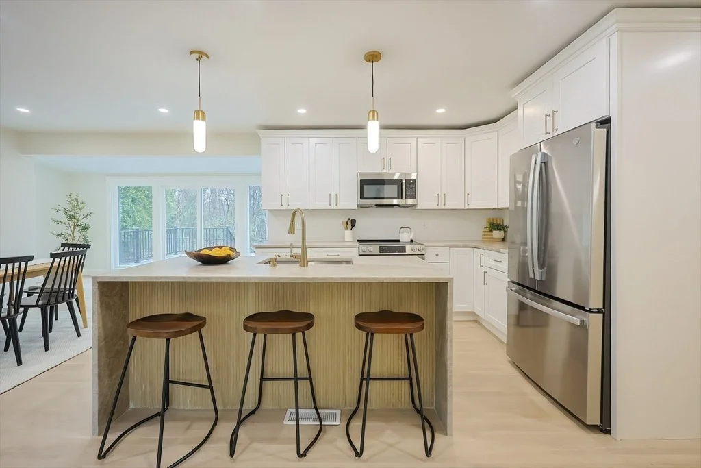Photo of 5 Avery Heights Dr
