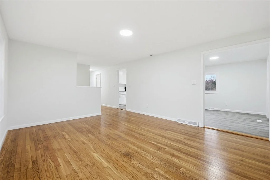 Photo of 58 Ray Ave