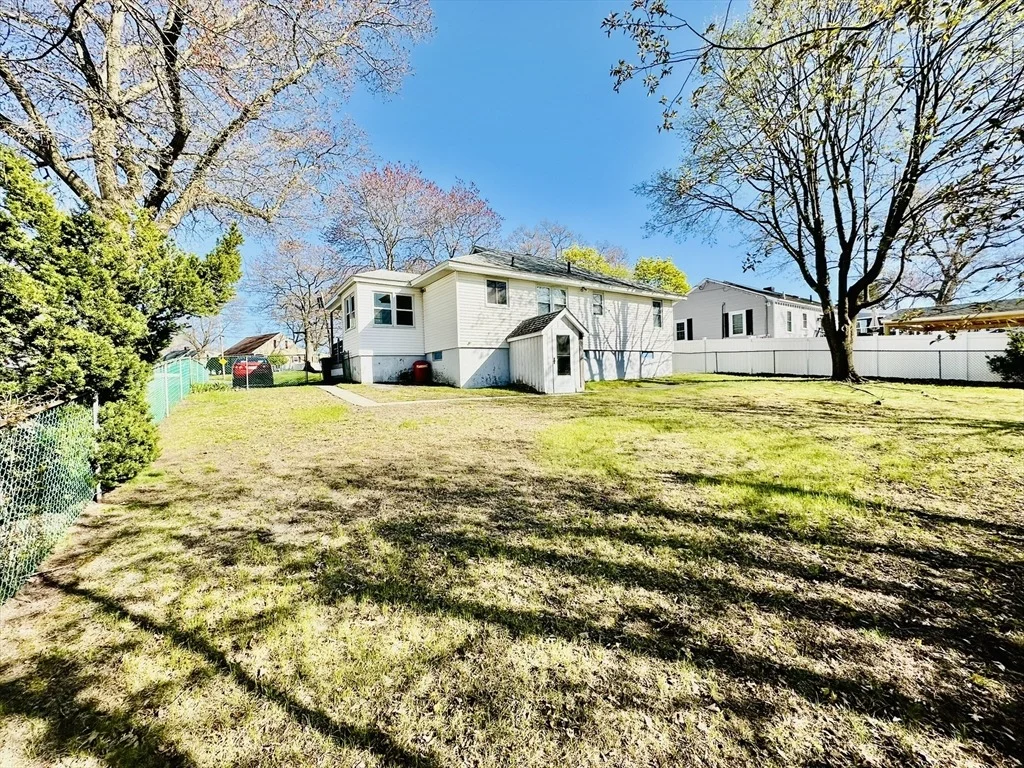Photo of 18 Cabot Rd