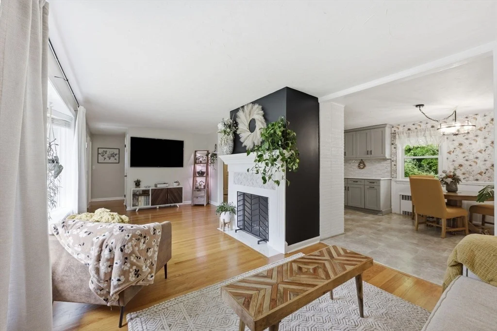 Photo of 75 Adrian Ave