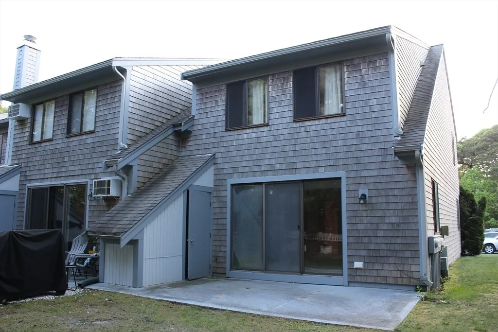 Photo of Unit 21 at 21 Chestnut Cir
