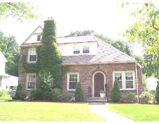 Photo of 79 Allen Road