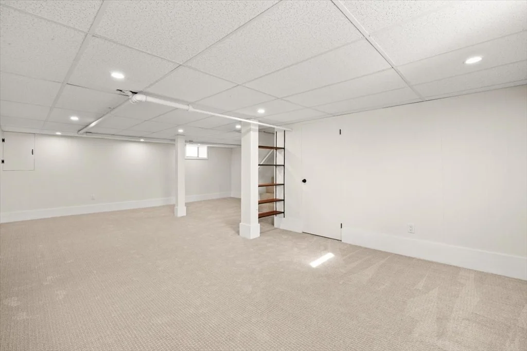 Photo of 153 Brookside Ave.