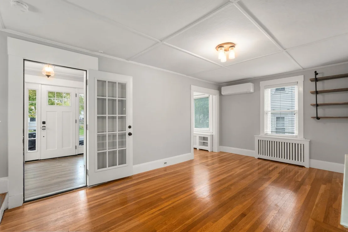 Photo of 63 Willow Ave