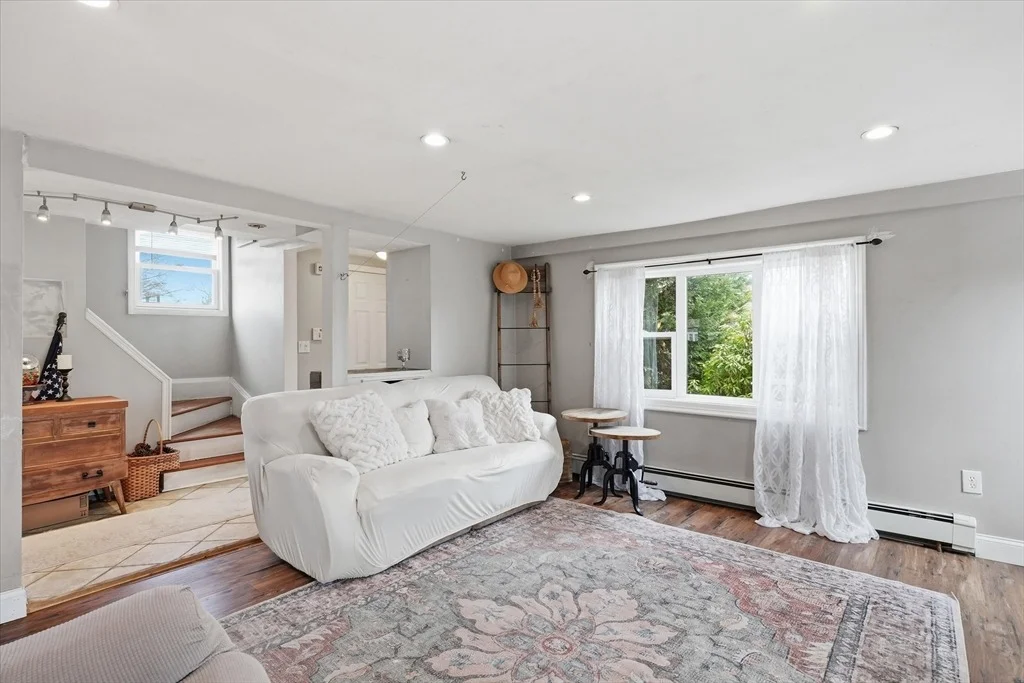 Photo of 9 Saunders Road