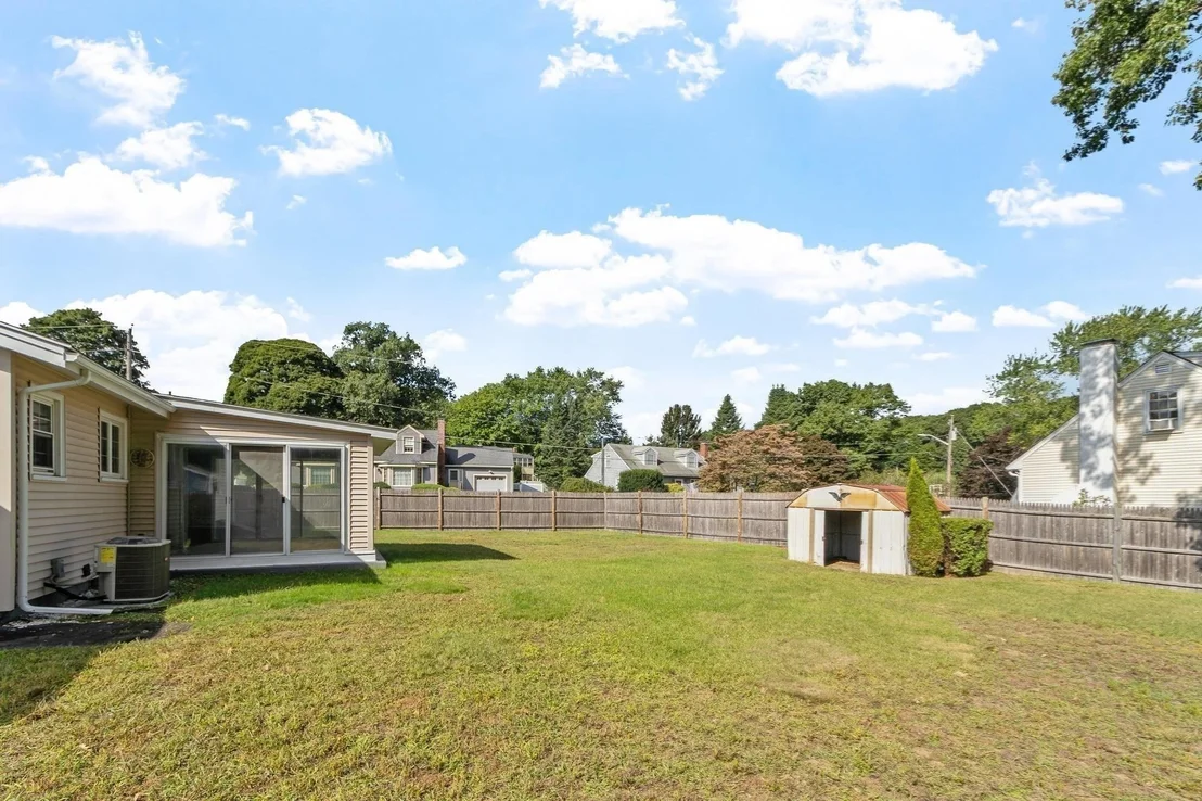 Photo of 6 Fuller Dr