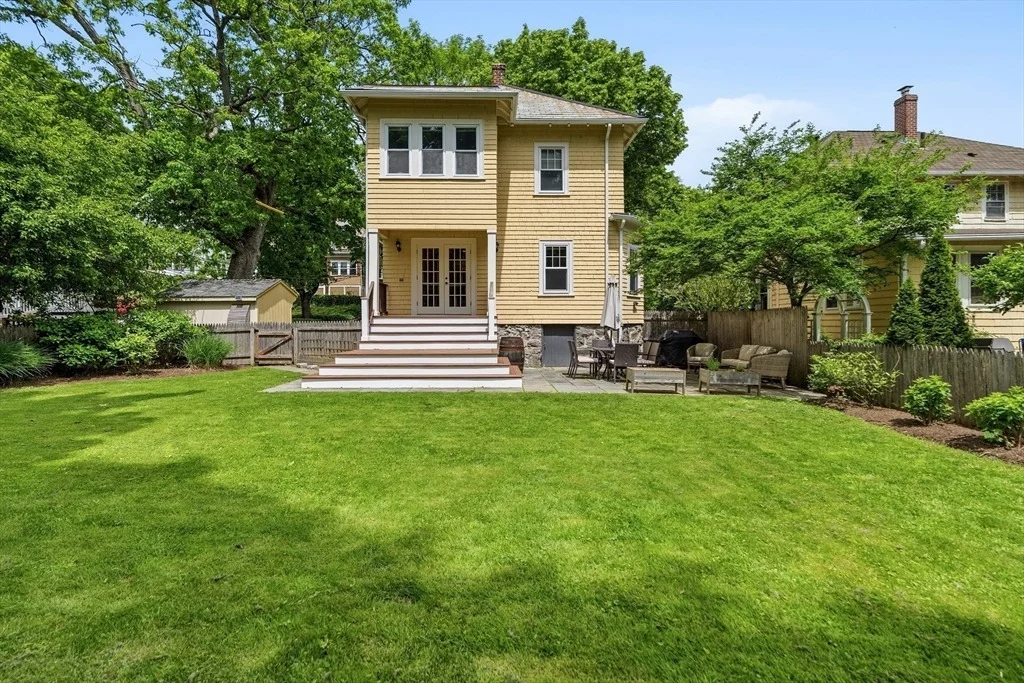 Photo of 8 Mendum St
