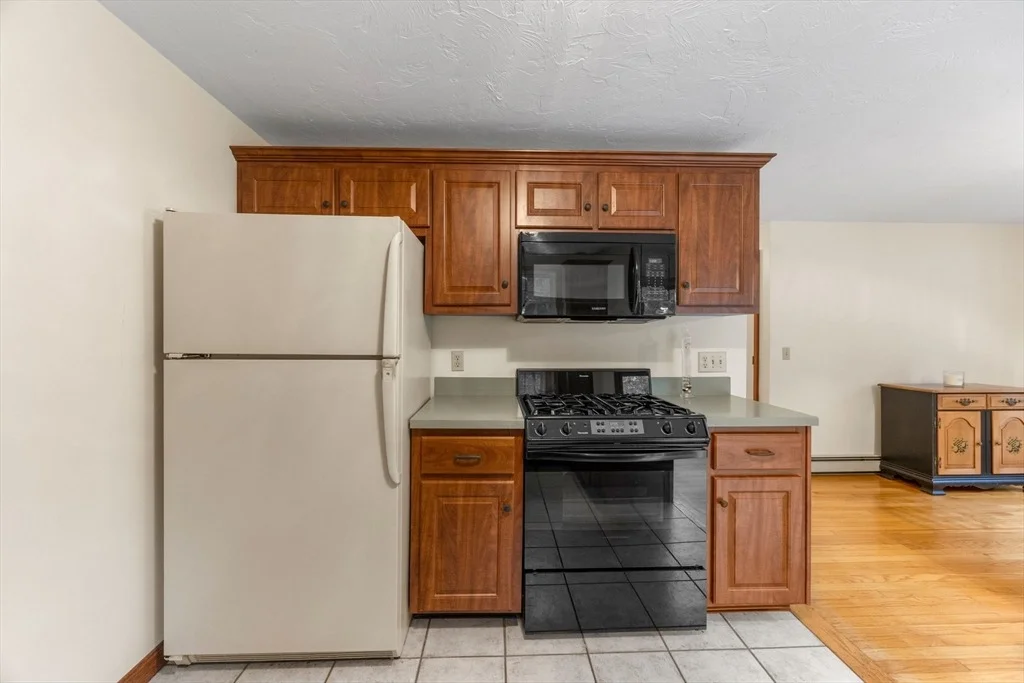 Photo of 4 Carver Dr