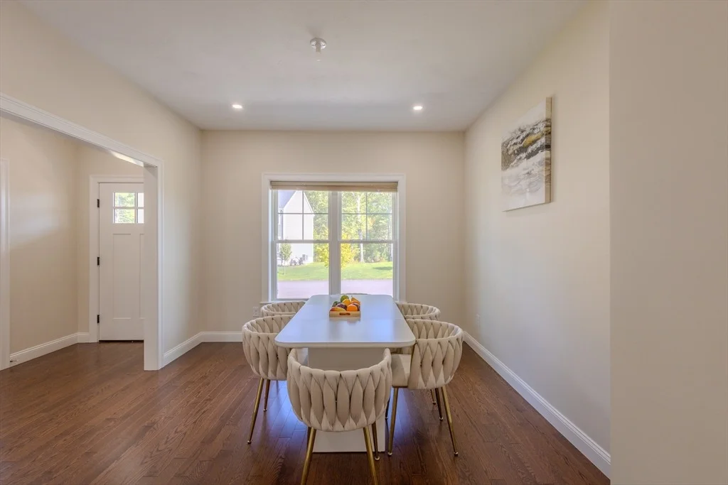 Photo of 26 Iris Ln