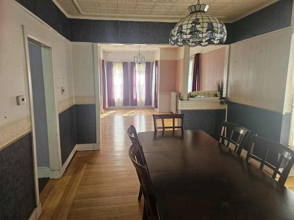 Photo of 399 Stevens