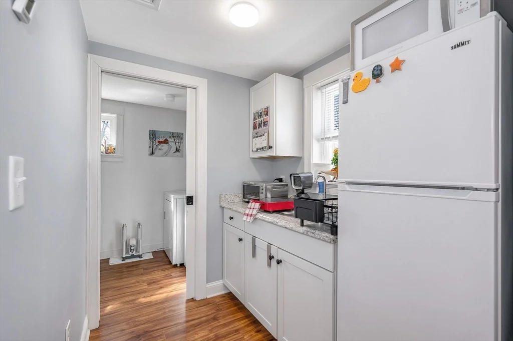 Photo of 24 Eaton Dr