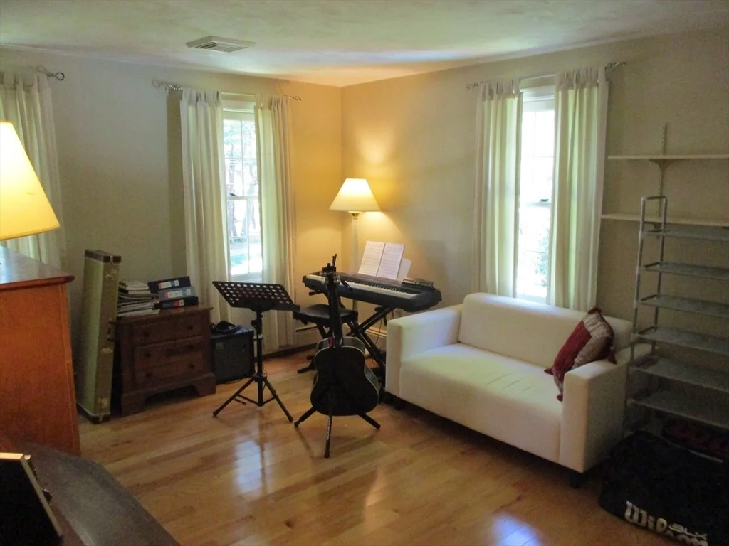 Photo of 28 Randall Rd