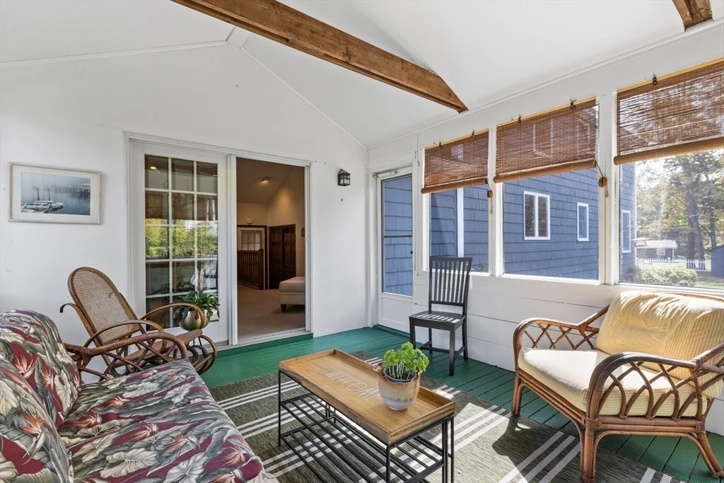 Photo of 349 Arlington St