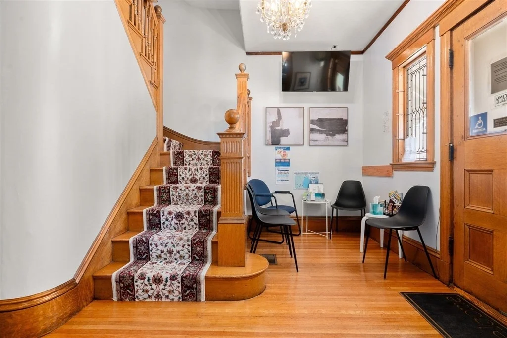 Photo of 826 Broadway