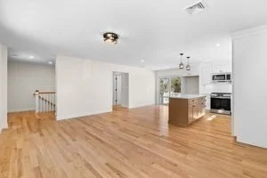 Photo of 4 Taylor Point