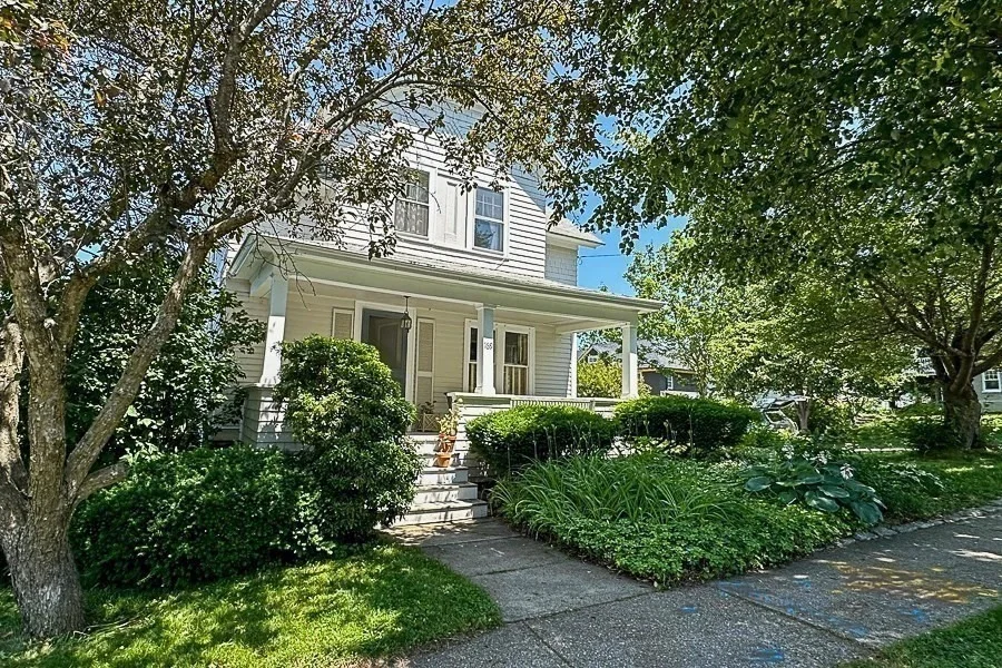 Photo of 169 Whitmarsh Ave