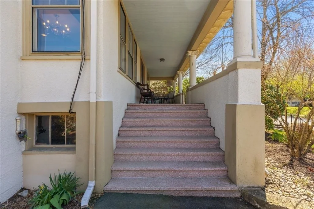 Photo of 6 Briarfield Road