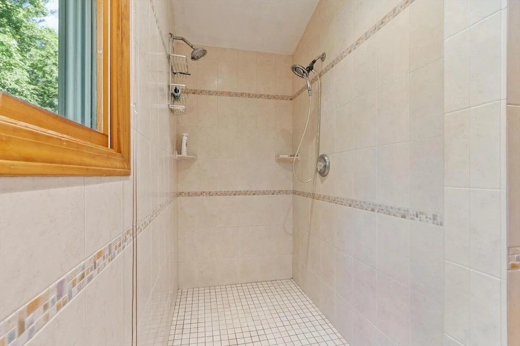 Photo of 107 Maple Rd