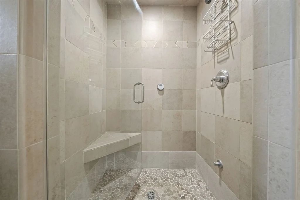 Photo of 146 Eleanor Dr