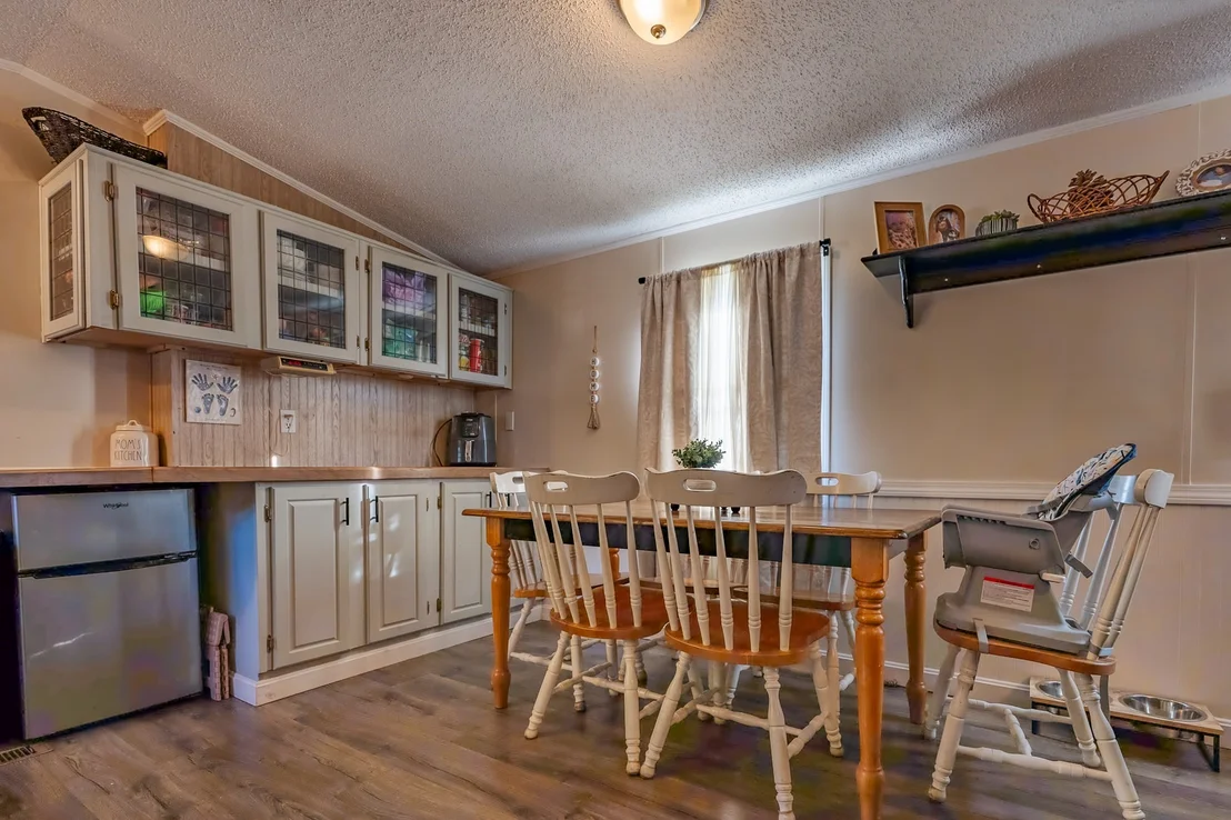 Photo of 75 Kristen Ln