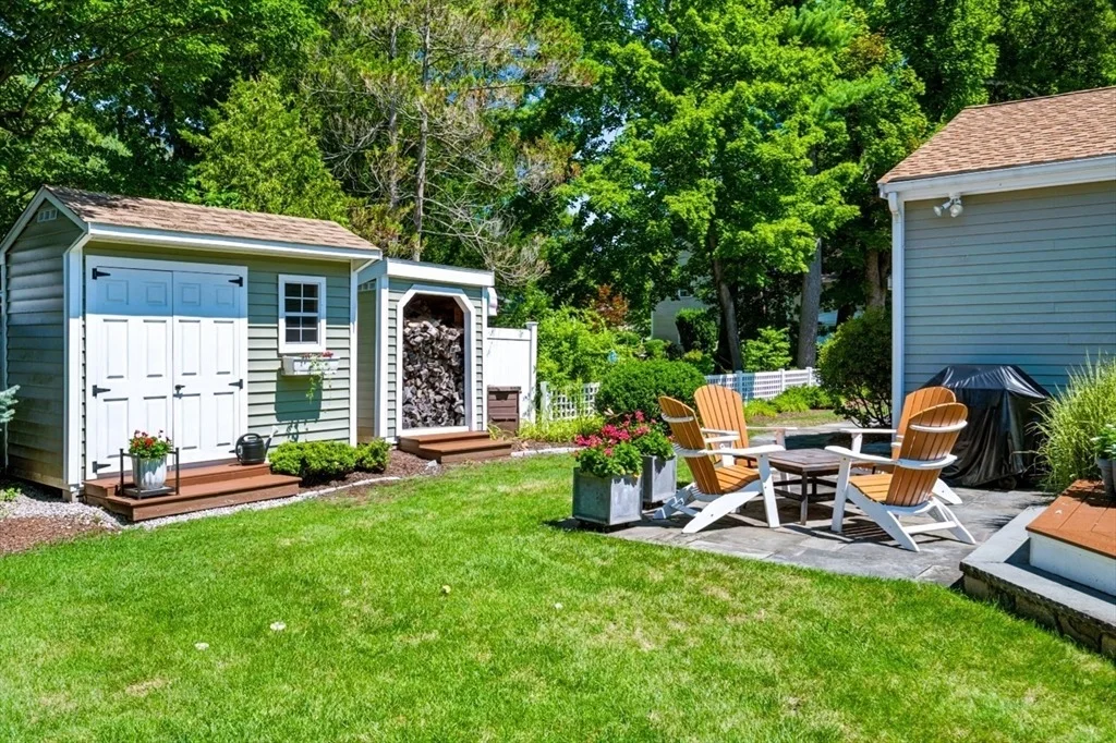 Photo of 15 Fenmere Ave